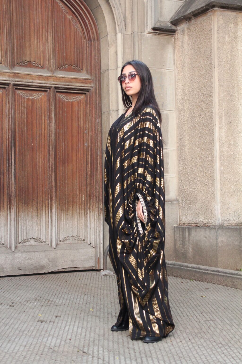 gold-and-black-kaftan4.jpg