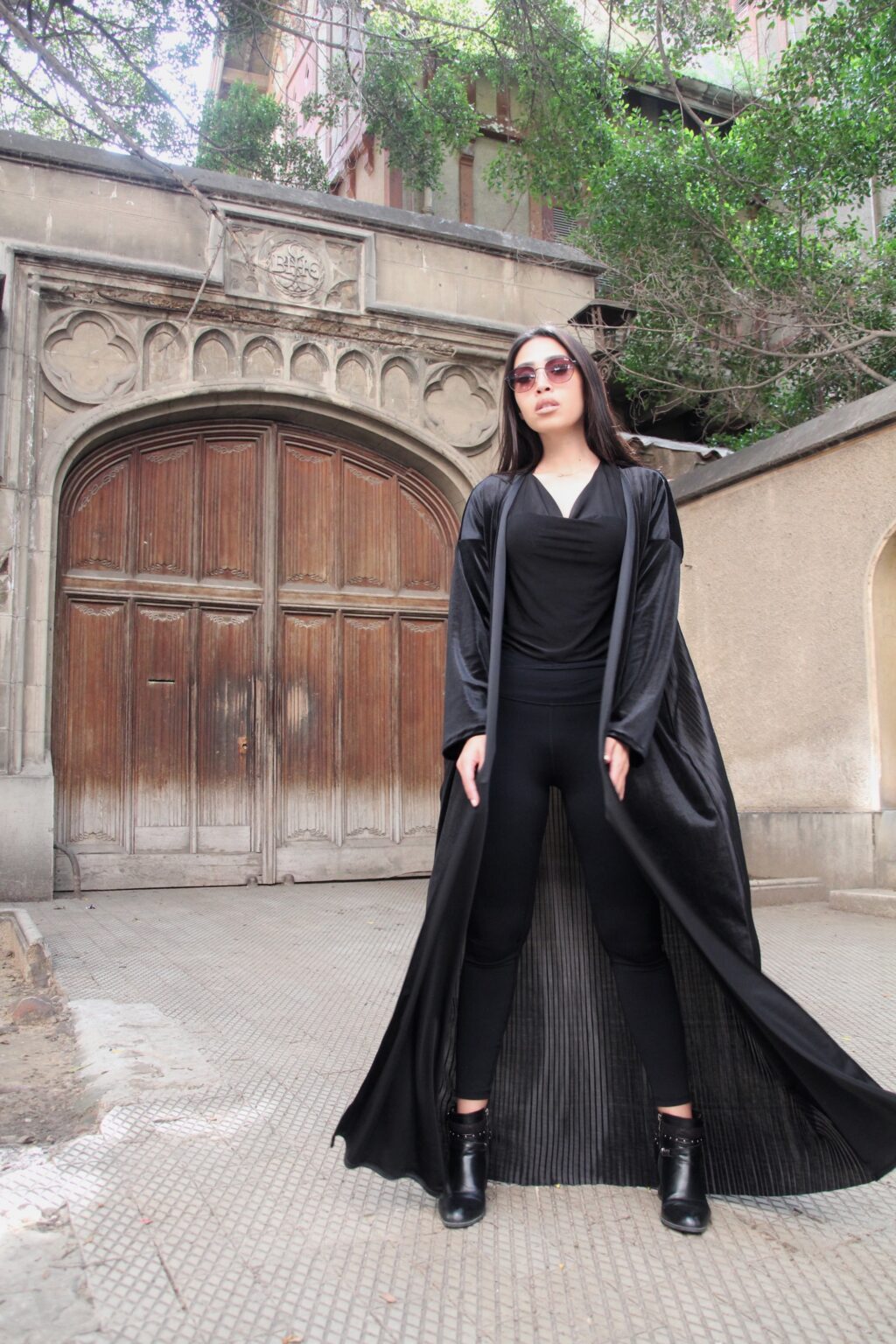 the-black-plisse-back-abaya1.jpg